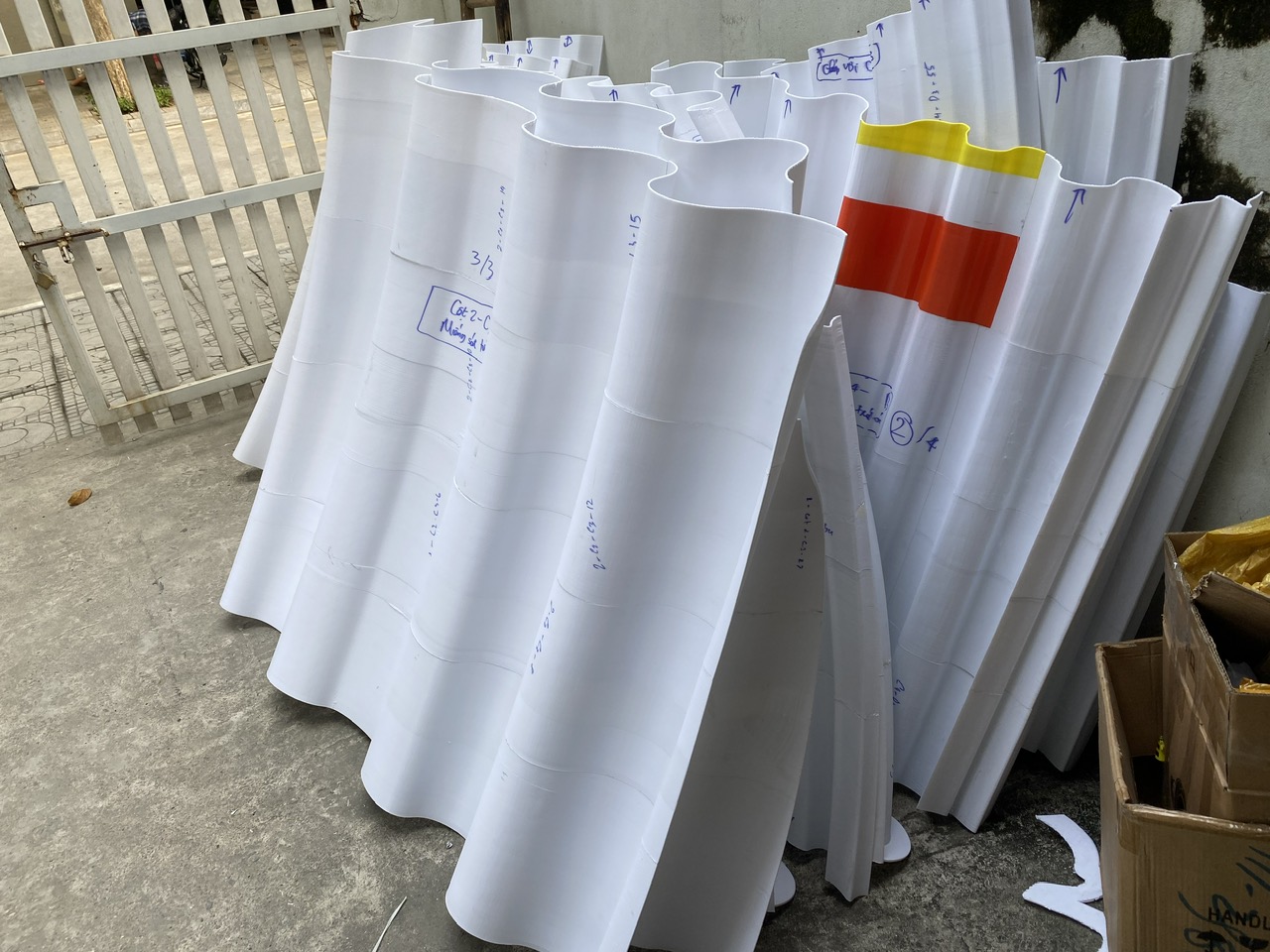 Dự án vách trang trí quán lounge Cầu Giấy