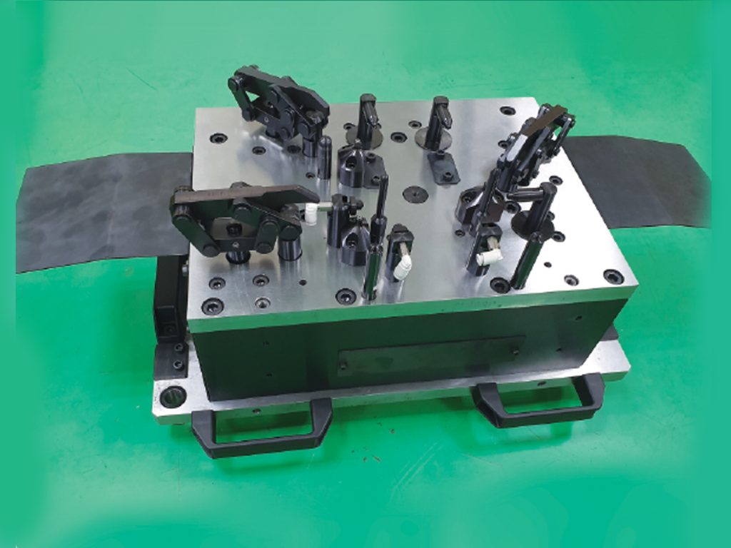 Gia công đồ gá và khuôn mẫu